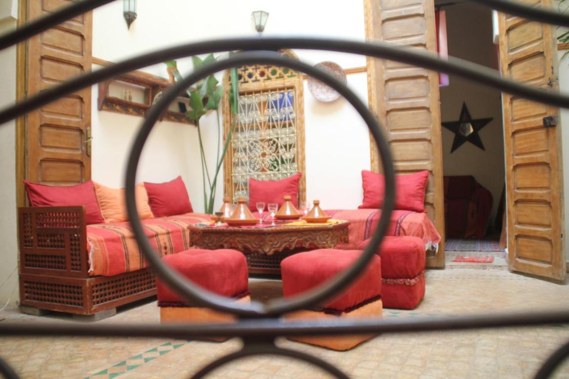 Hotel La Maison Des Lallas Sefrou Esterno foto